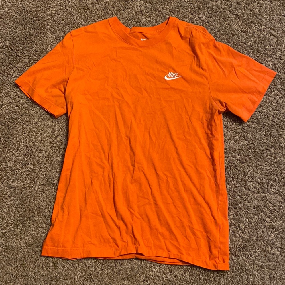 Medium Orange Nike Shirt, Only worn 1 time, Cotton Tee